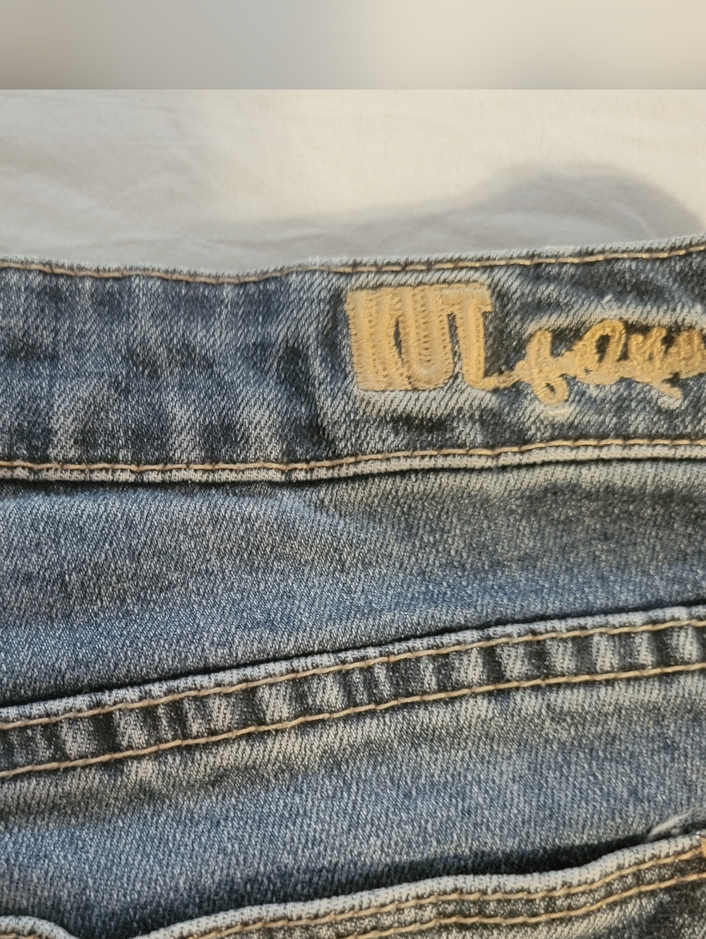Kut From The Kloth Distressed Straight Leg Boyfriend Jeans, Size 16, Inseam 32" - Picture 6 of 13